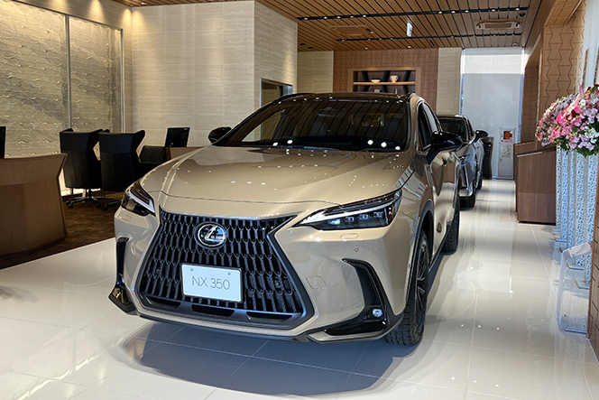 レクサス東名綾瀬ショールーム